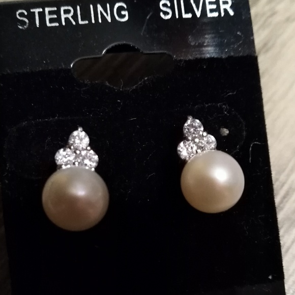 Genuine Pearl earrings w/ crown of cz Sterling - Picture 4 of 4
